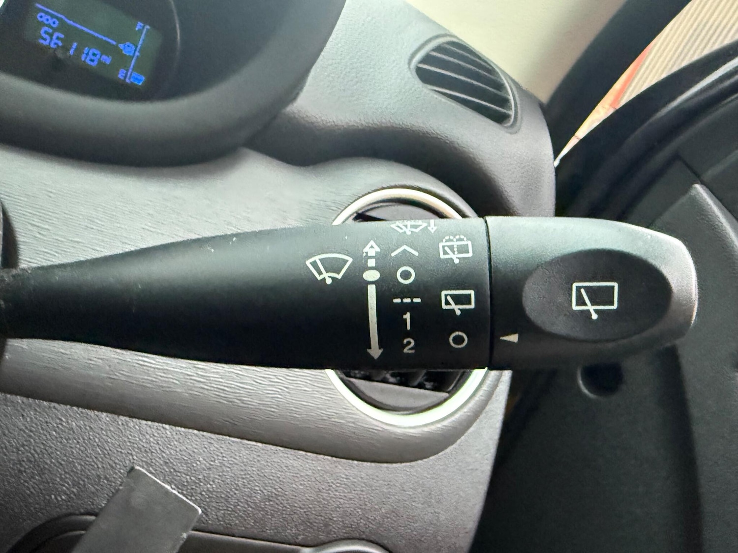 Used Hyundai i10 2012 for sale - 77163491: Photo 11