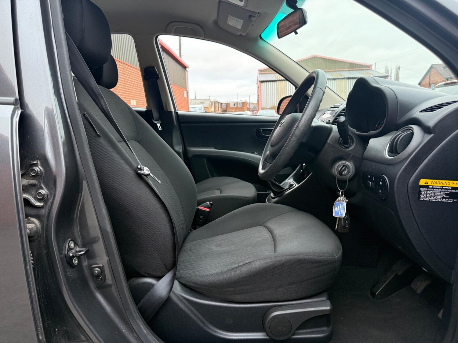 Used Hyundai i10 2012 for sale - 77163491: Photo 19