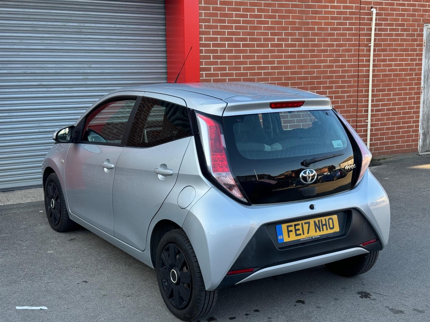 Vehicle 28
