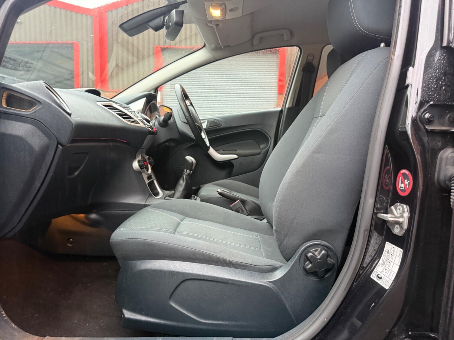 Used Ford Fiesta 2012 for sale - 77468368: Photo 24