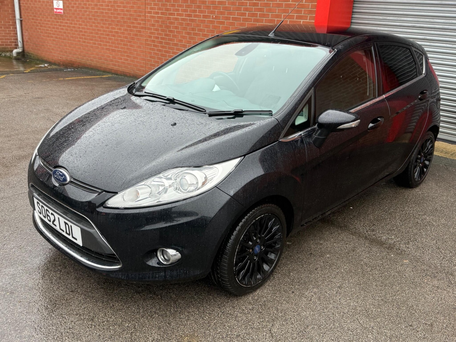 Used Ford Fiesta 2012 for sale - 77468368: Photo 6