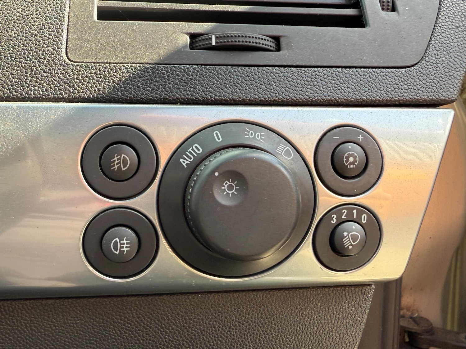 Used Vauxhall Astra 2008 for sale - 76987719: Photo 10