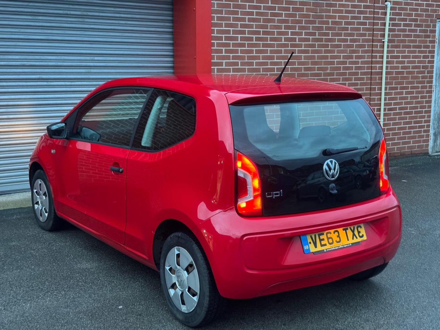 Used Volkswagen up! 2014 for sale - 76561258: Photo 20
