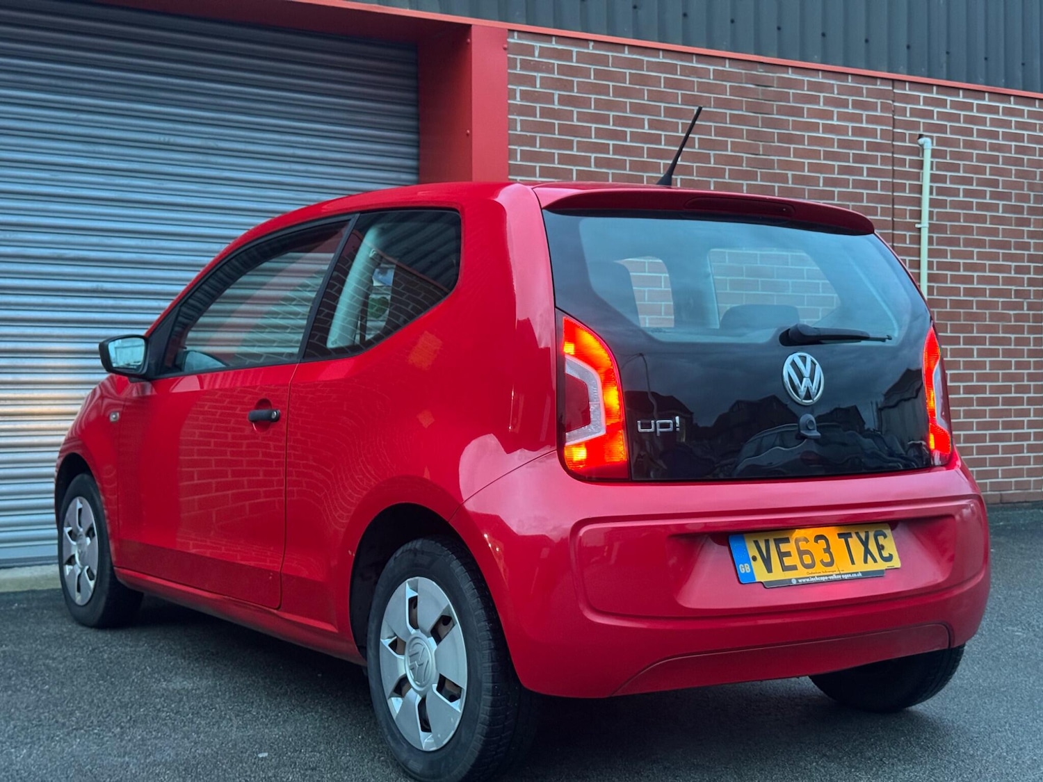 Used Volkswagen up! 2014 for sale - 76561258: Photo 21