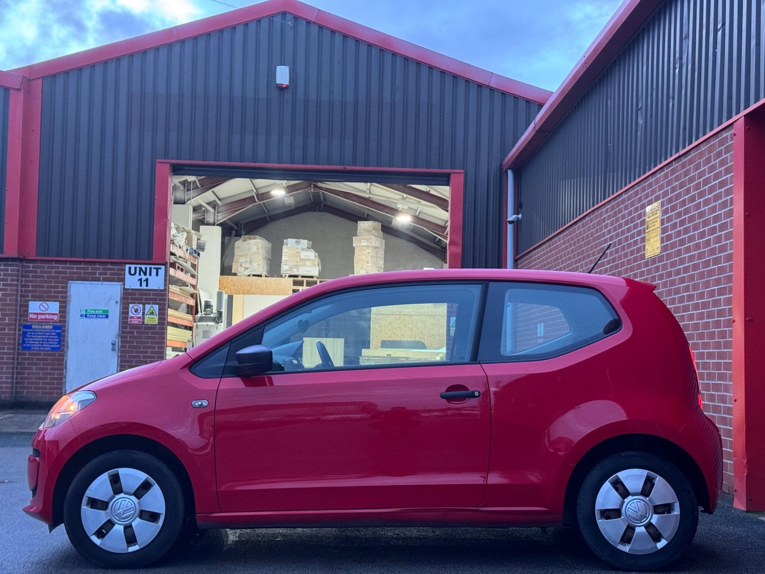 Used Volkswagen up! 2014 for sale - 76561258: Photo 7