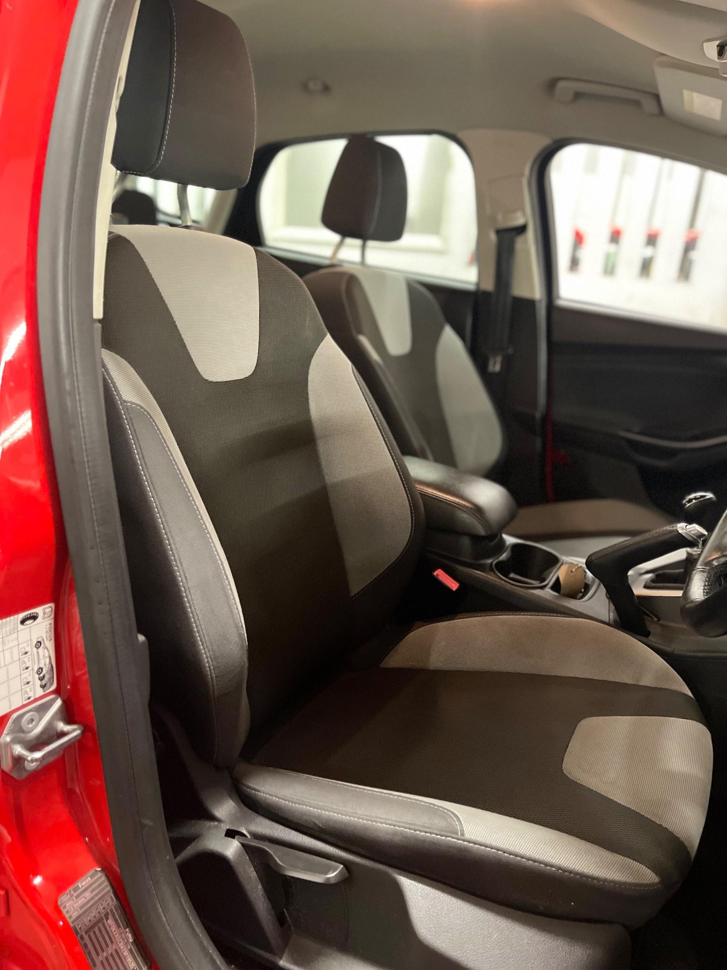 Used Ford Focus 2014 for sale - 76991009: Photo 21