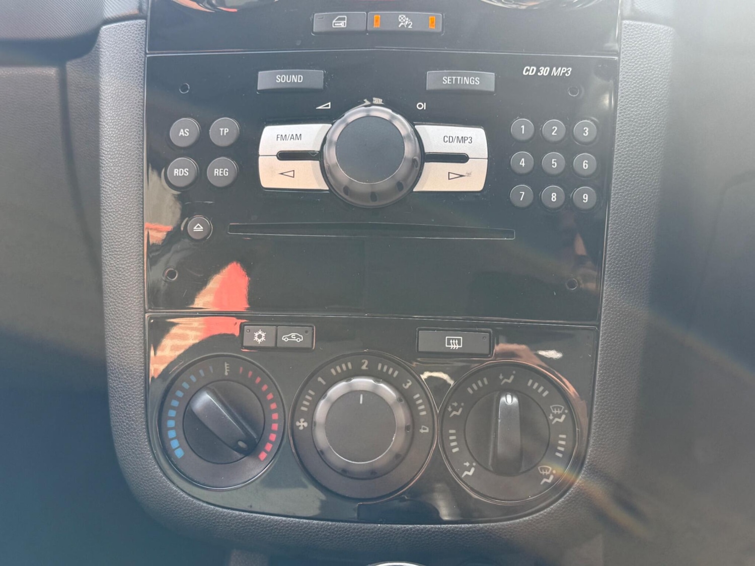 Used Vauxhall Corsa for sale - 77978340: Photo 17