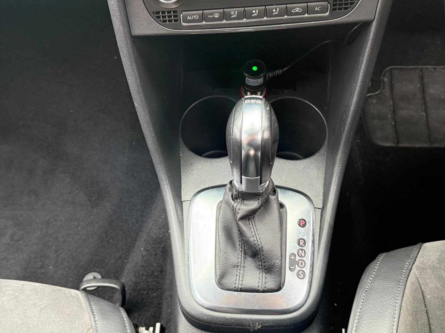 Used Volkswagen Polo 2010 for sale - 77082055: Photo 17