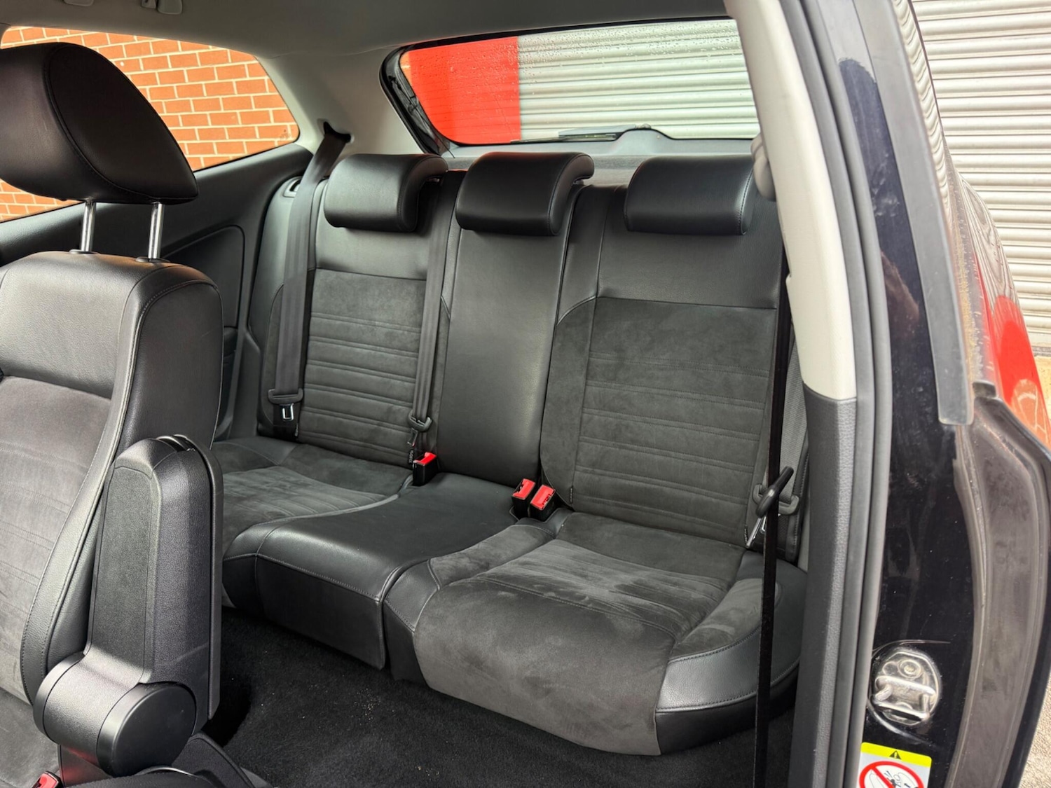 Used Volkswagen Polo 2010 for sale - 77082055: Photo 24