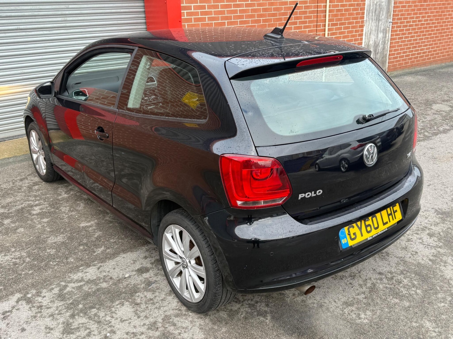 Used Volkswagen Polo 2010 for sale - 77082055: Photo 31