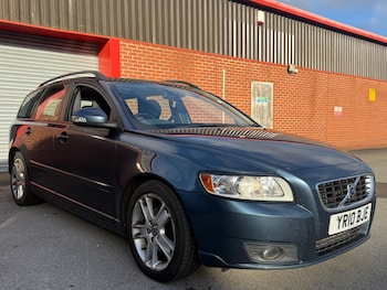 Used Volvo V50 2010 for sale - 77892672: Photo