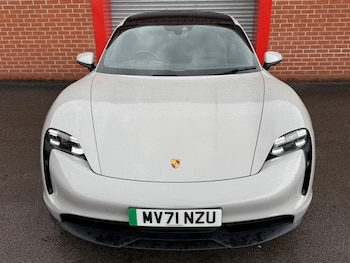 Used Porsche Taycan 2021 for sale - 78276400: Photo