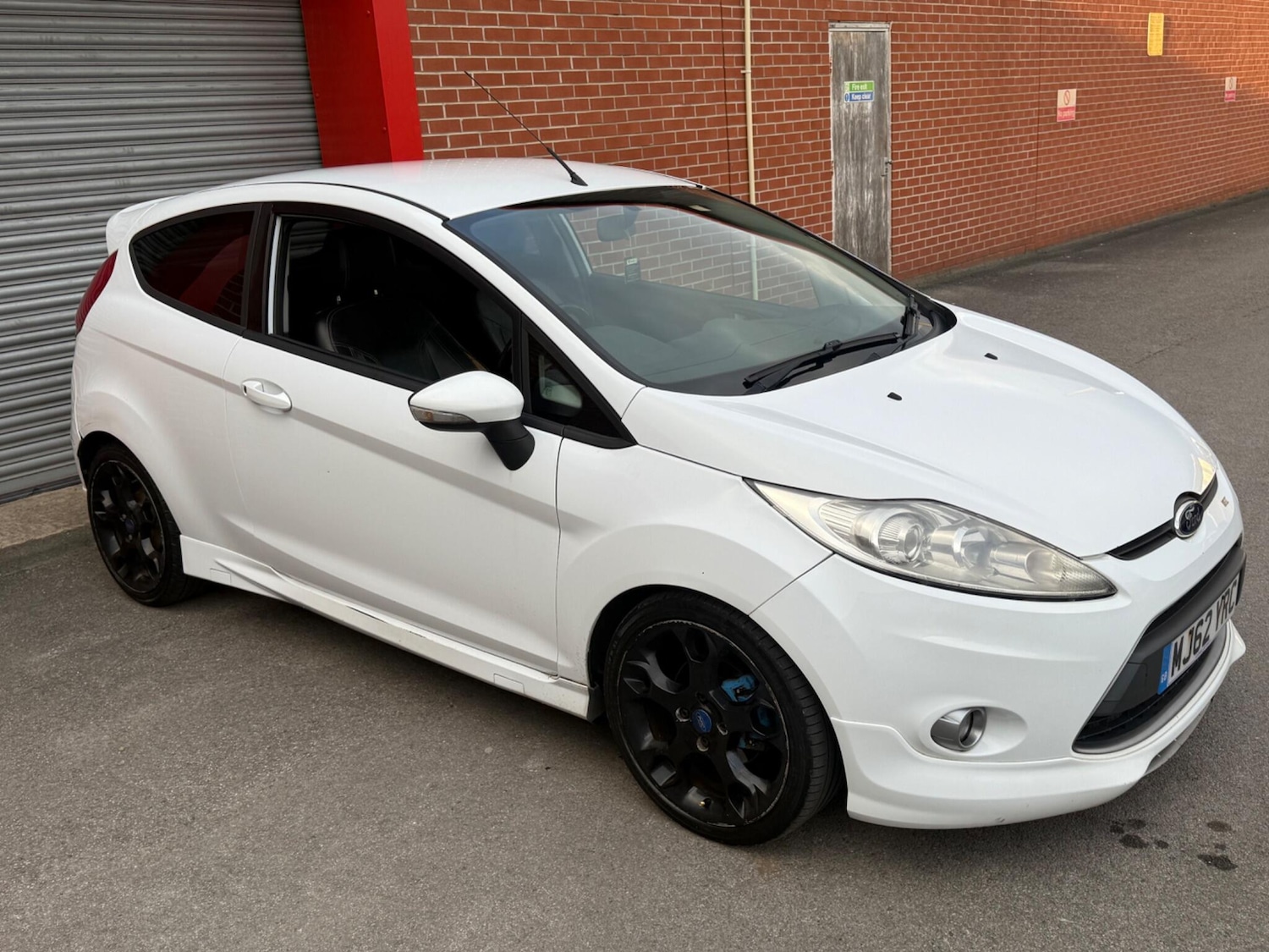 Used Ford Fiesta for sale - 77808911: Photo 2