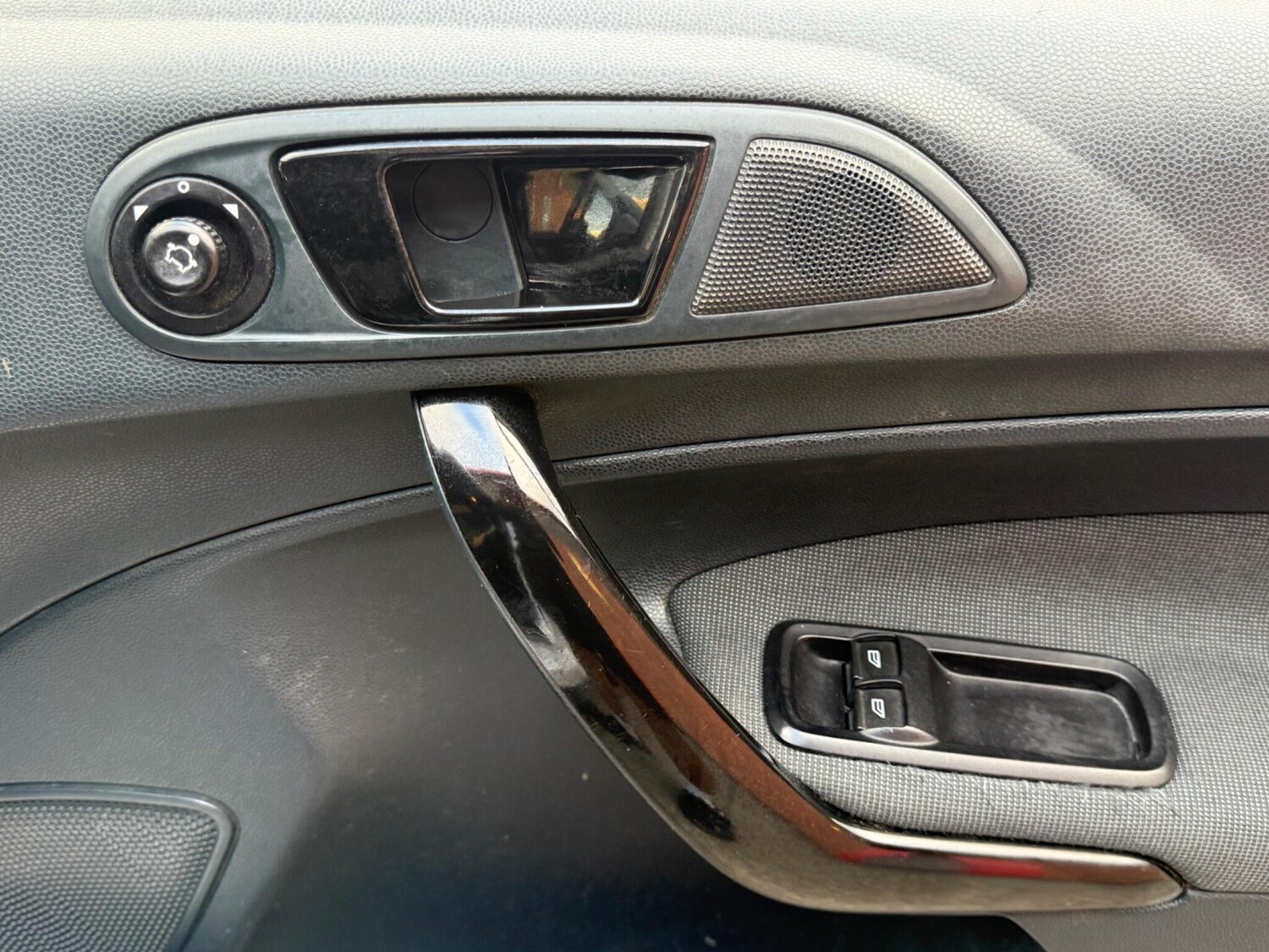 Used Ford Fiesta for sale - 77808911: Photo 9