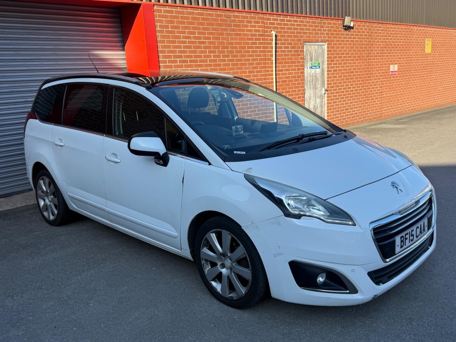 Used Peugeot 5008 for sale - 77768257: Photo 2