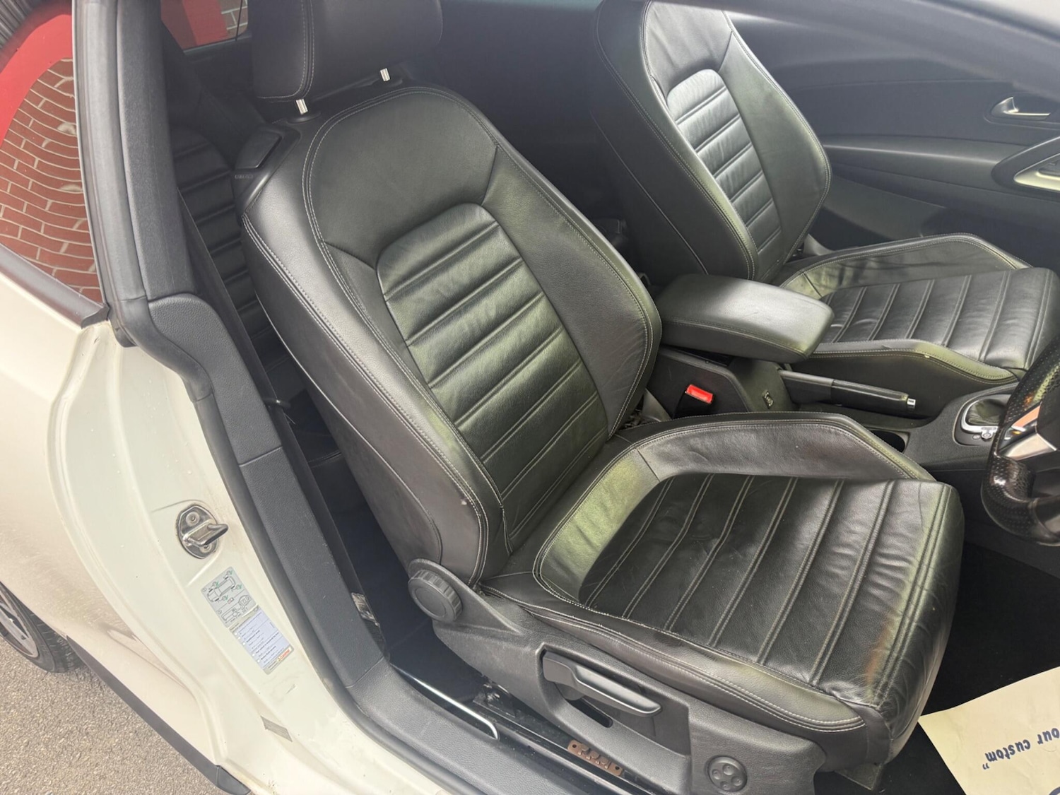 Used Volkswagen Scirocco 2011 for sale - 76585038: Photo 24