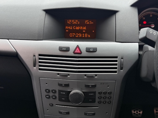 Used Vauxhall Astra 2008 for sale - 76201395: Photo 16