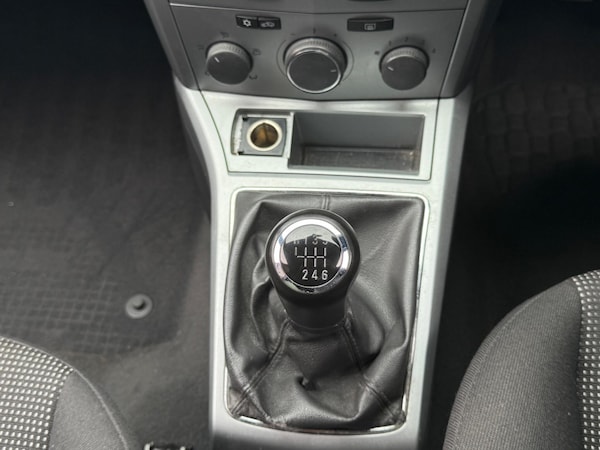 Used Vauxhall Astra 2008 for sale - 76201395: Photo 17