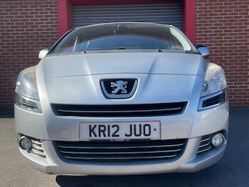 Used Peugeot 5008 2012 for sale - 76989428: Photo