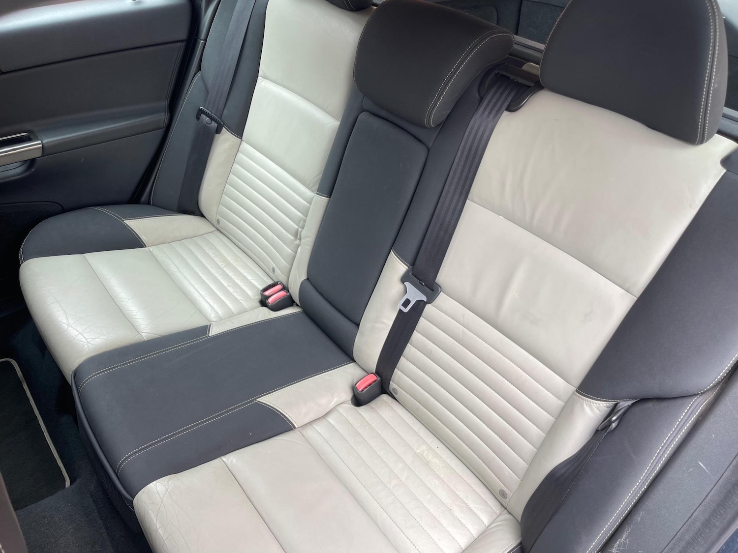 Used Volvo V50 2010 for sale - 76765185: Photo 22