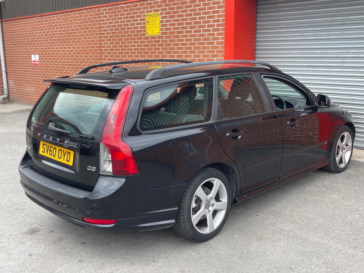 Used Volvo V50 2010 for sale - 76765185: Photo 30