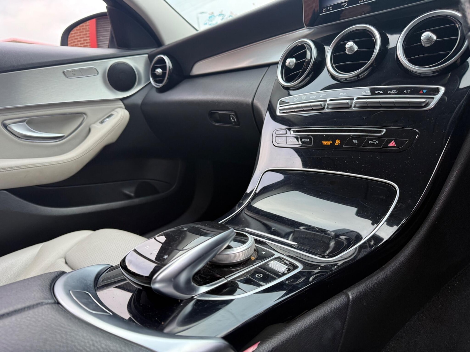 Used Mercedes-Benz C Class 2015 for sale - 77237495: Photo 18