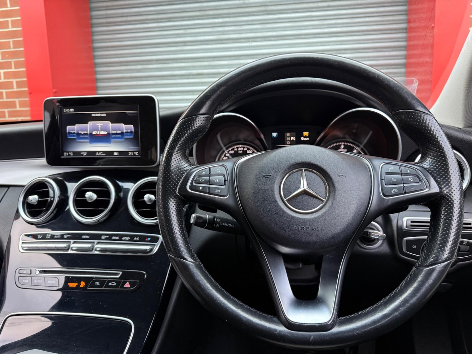 Used Mercedes-Benz C Class 2015 for sale - 77237495: Photo 20