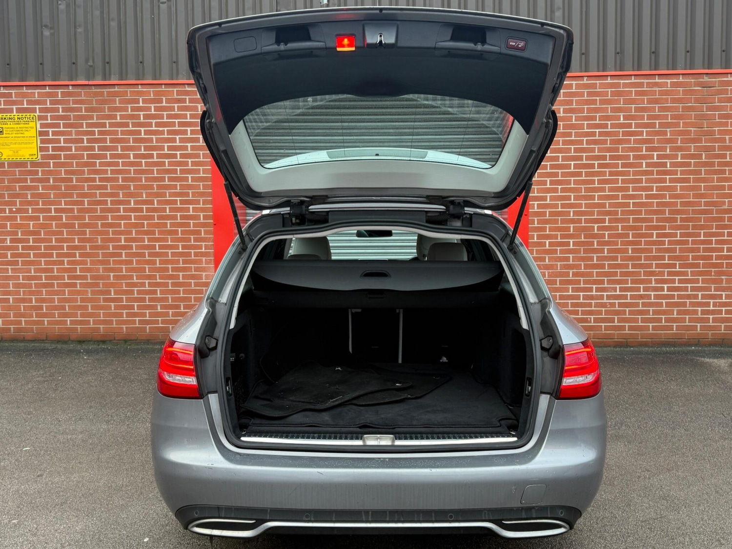 Used Mercedes-Benz C Class 2015 for sale - 77237495: Photo 33