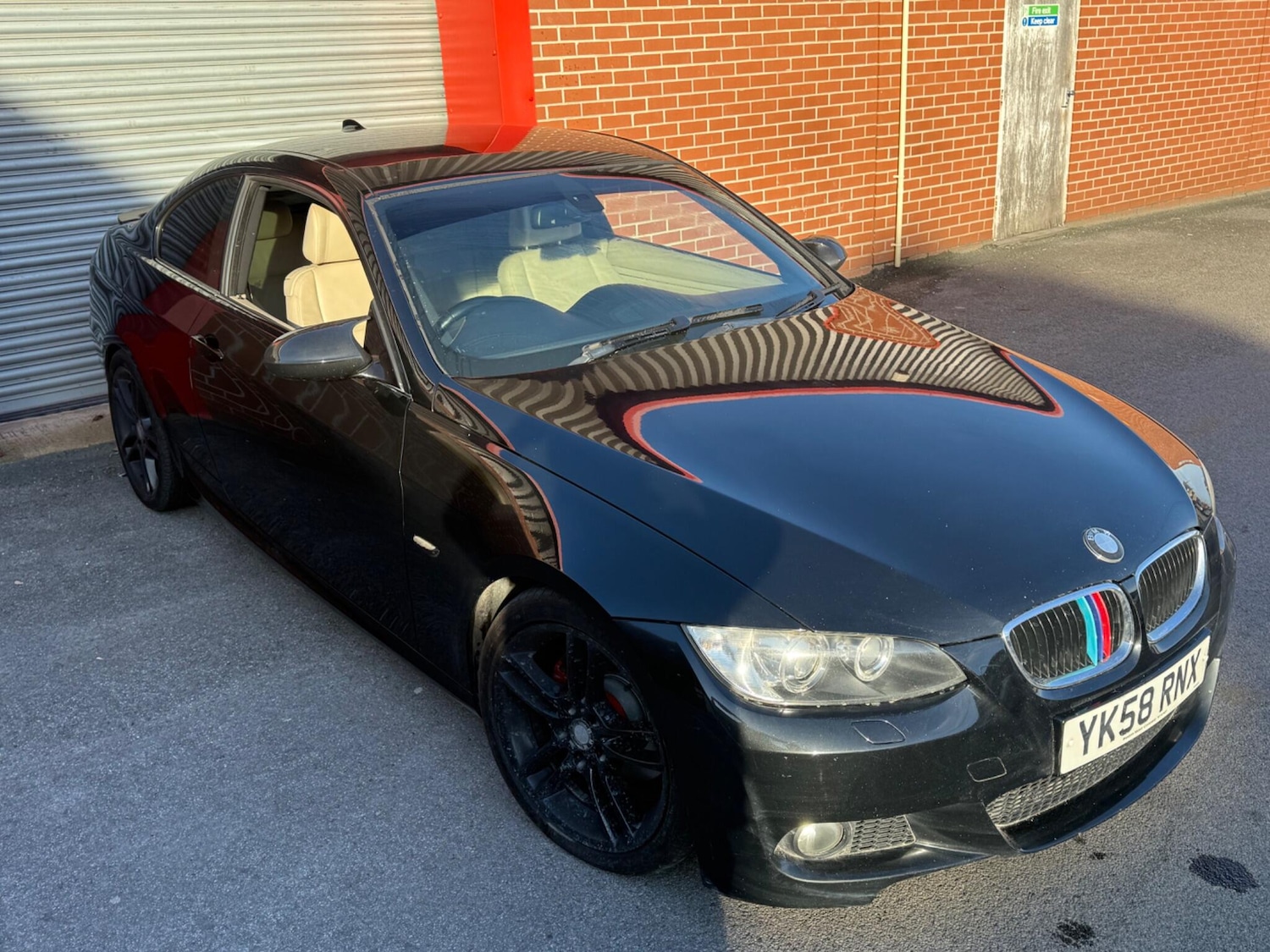 Used BMW 3 Series 2008 for sale - 76633993: Photo 2