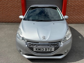 Used Peugeot 208 2013 for sale - 78822793: Photo