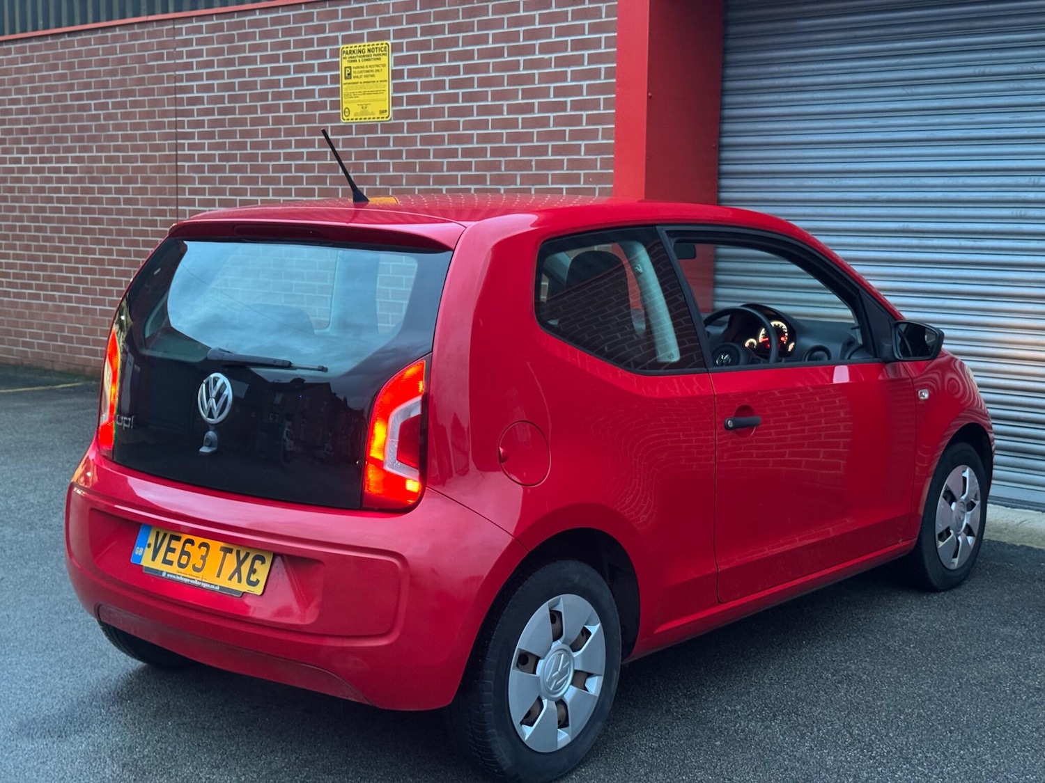 Used Volkswagen up! 2014 for sale - 76992020: Photo 24