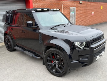 Used Land Rover Defender 110 2022 for sale - 79281165: Photo