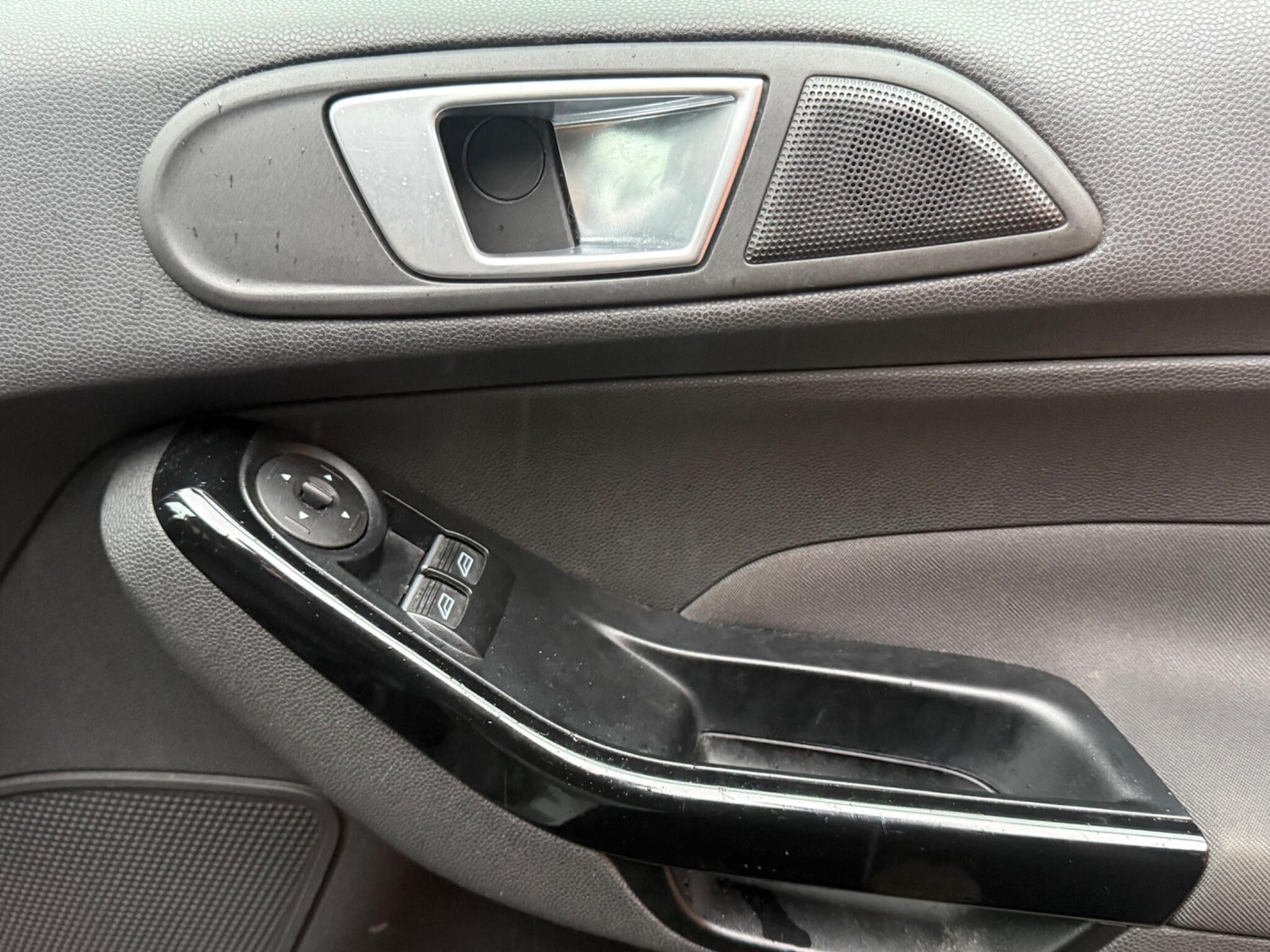 Used Ford Fiesta 2016 for sale - 77468828: Photo 9