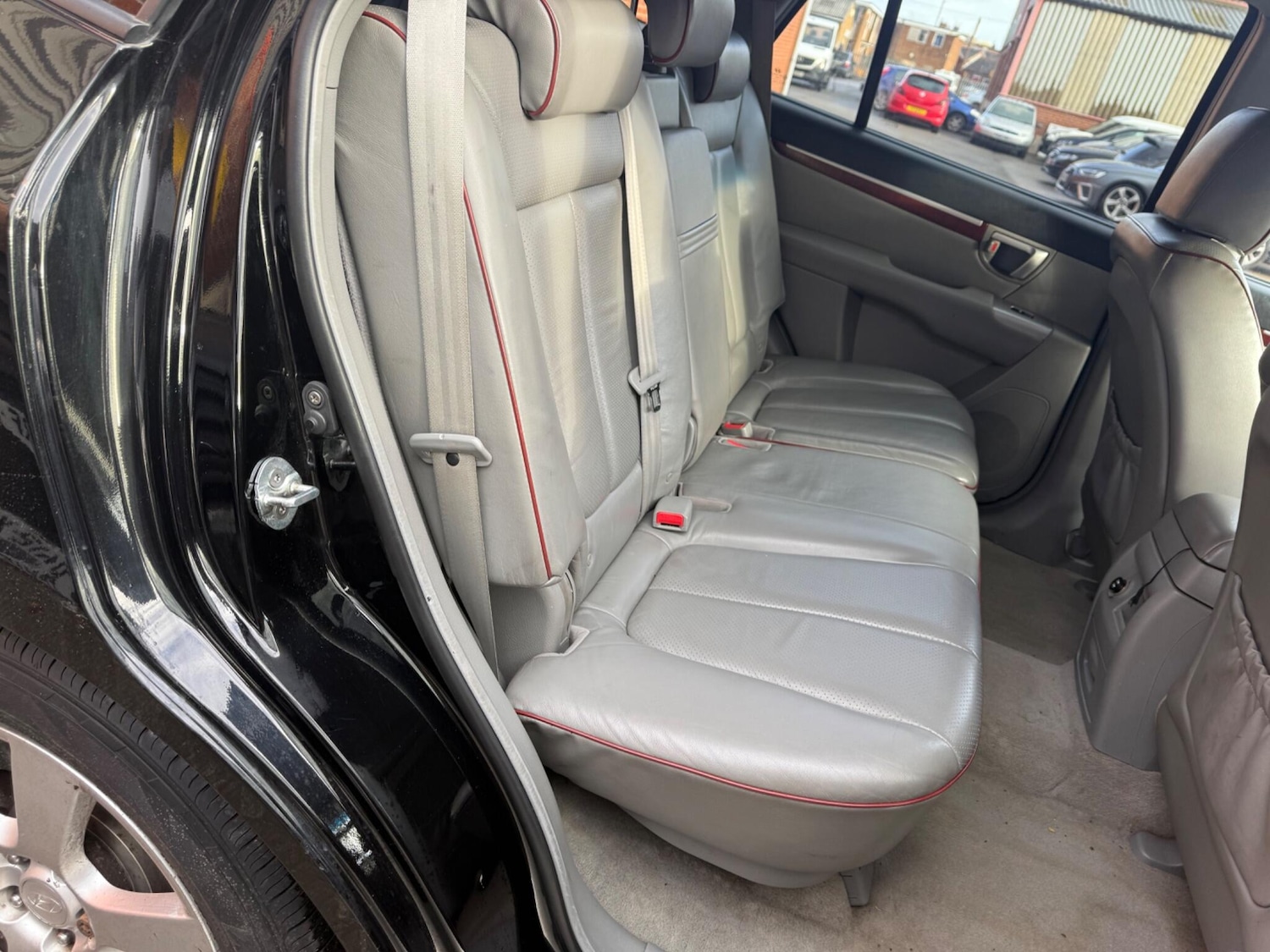 Used Hyundai Santa Fe 2009 for sale - 77882891: Photo 30