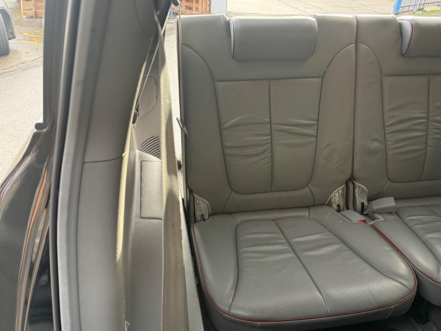 Used Hyundai Santa Fe 2009 for sale - 77882891: Photo 32