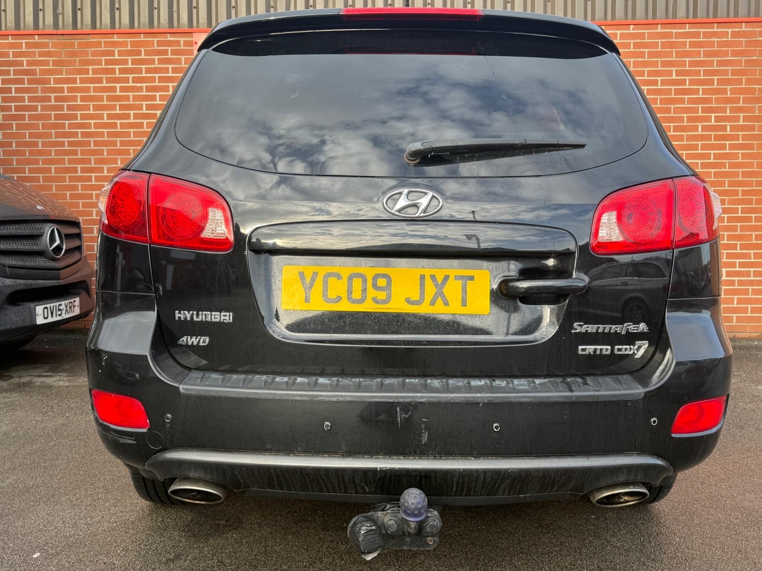 Used Hyundai Santa Fe 2009 for sale - 77882891: Photo 35