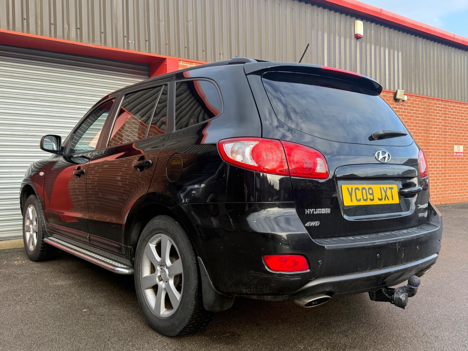 Used Hyundai Santa Fe 2009 for sale - 77882891: Photo 37