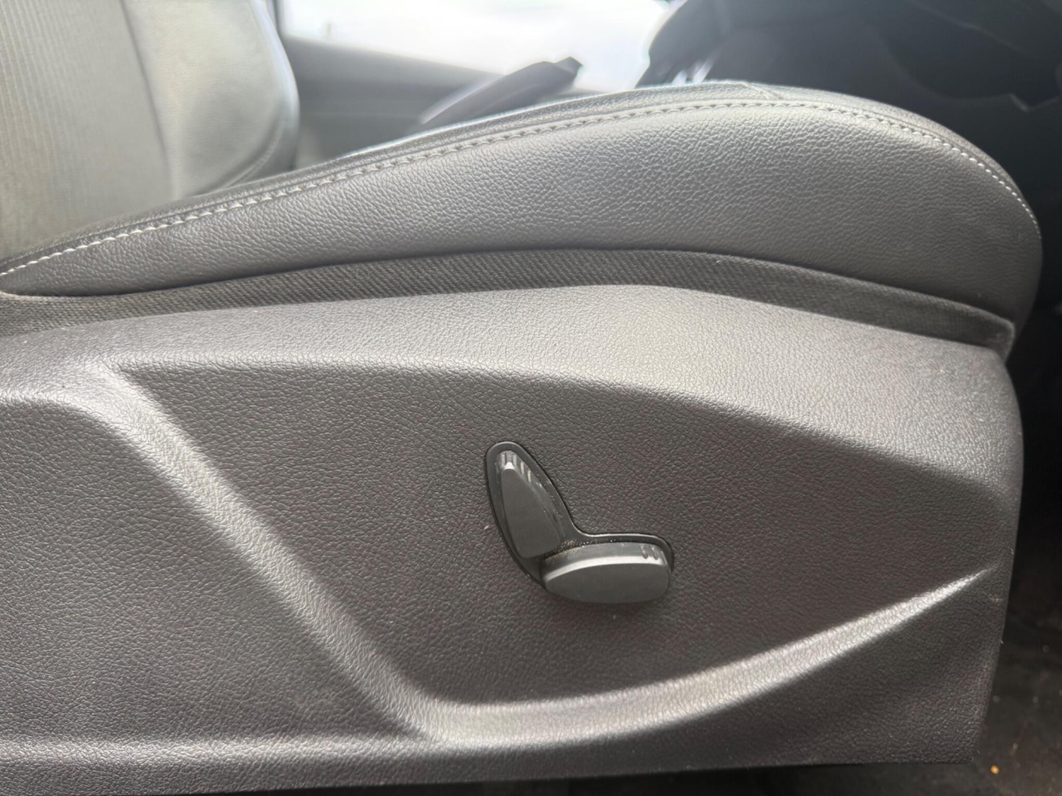 Used Ford Focus 2011 for sale - 77082054: Photo 23