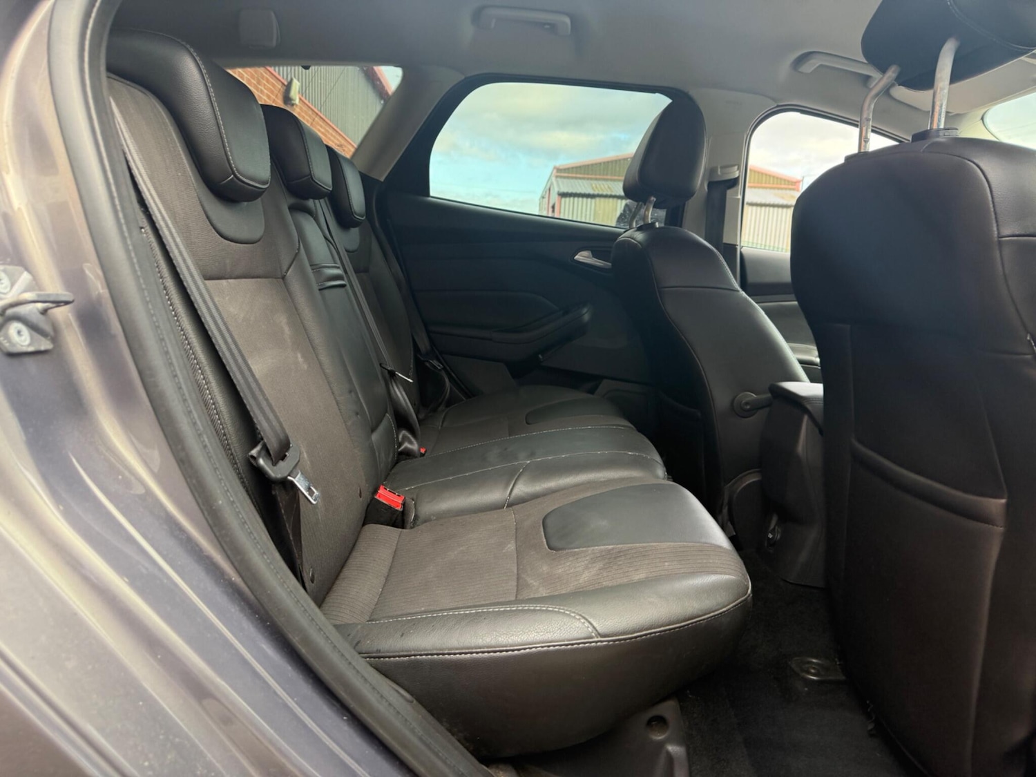 Used Ford Focus 2011 for sale - 77082054: Photo 29