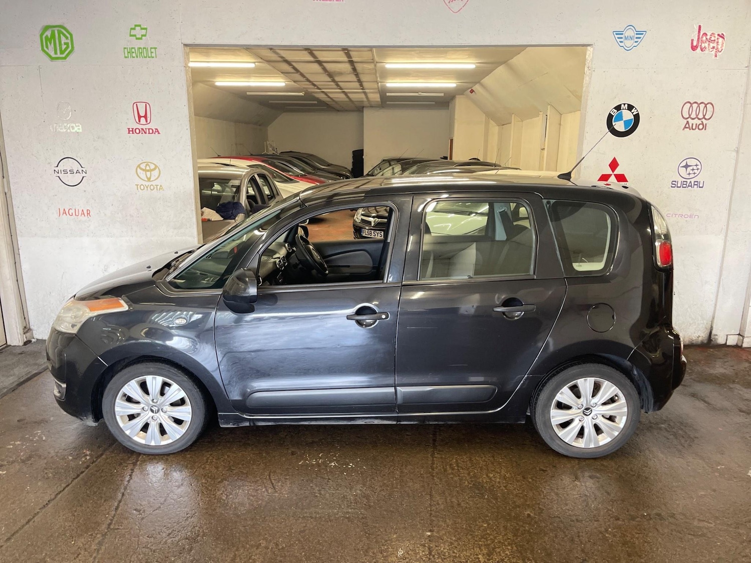 Vehicle 8