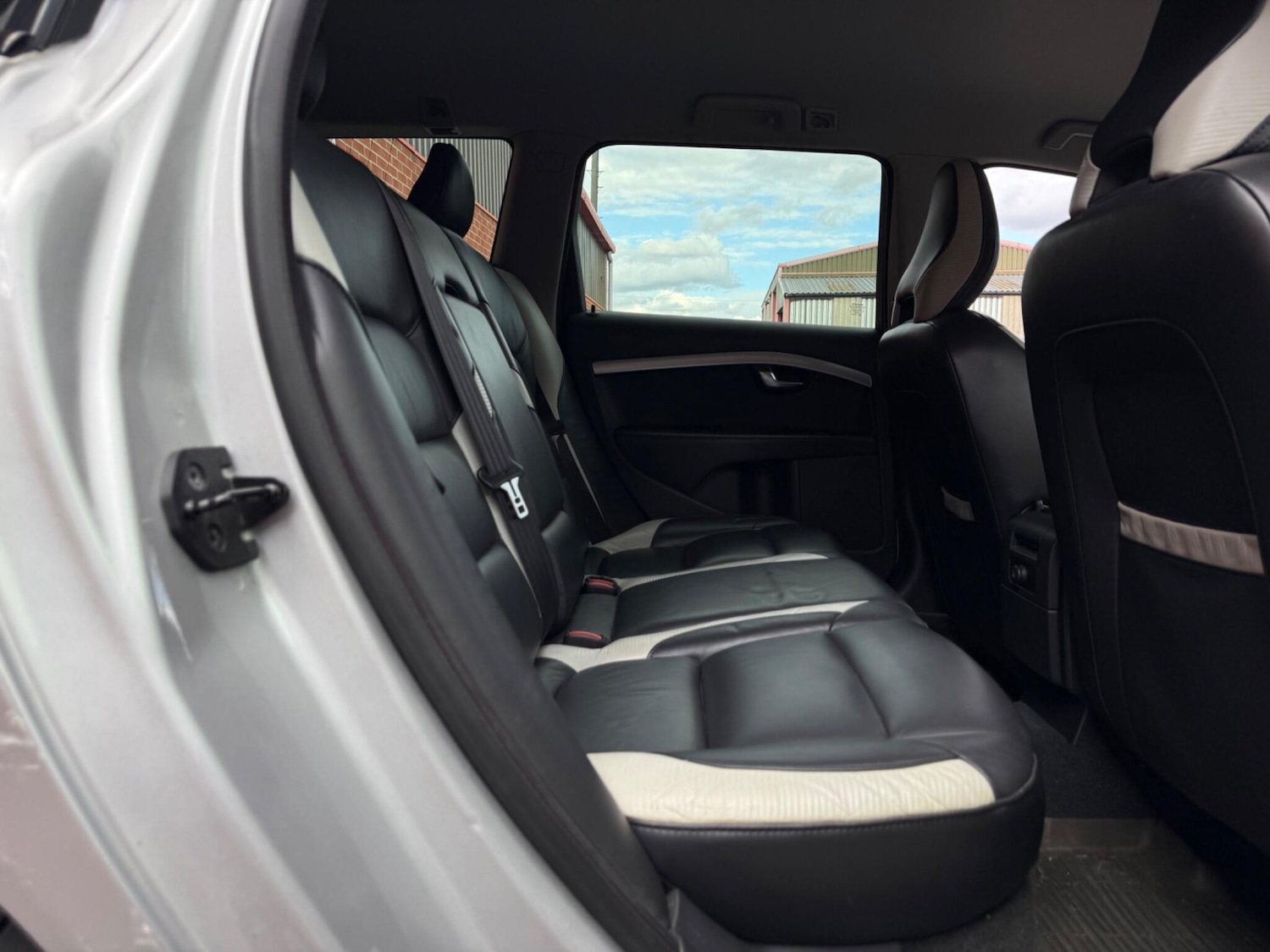Vehicle 29