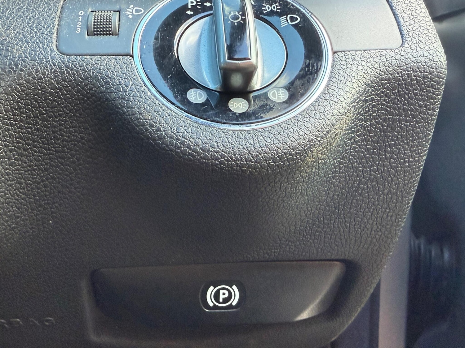 Used Mercedes-Benz C Class 2009 for sale - 77882584: Photo 11