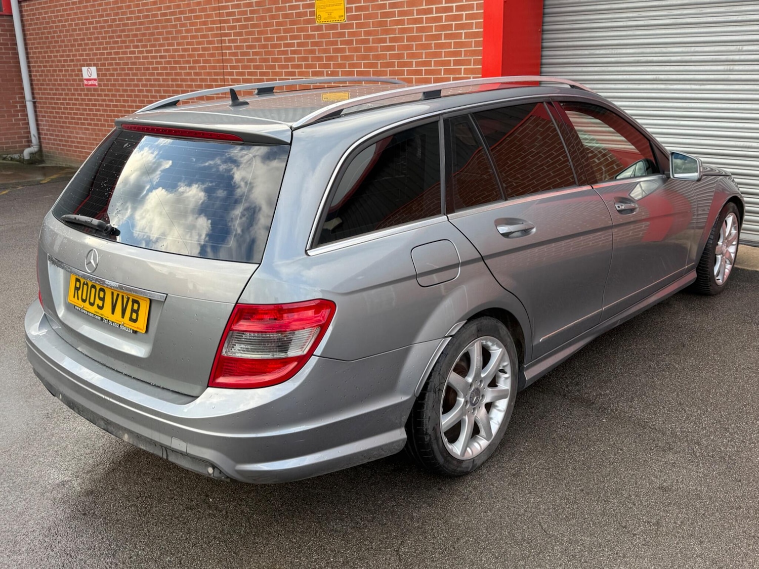 Used Mercedes-Benz C Class 2009 for sale - 77882584: Photo 32