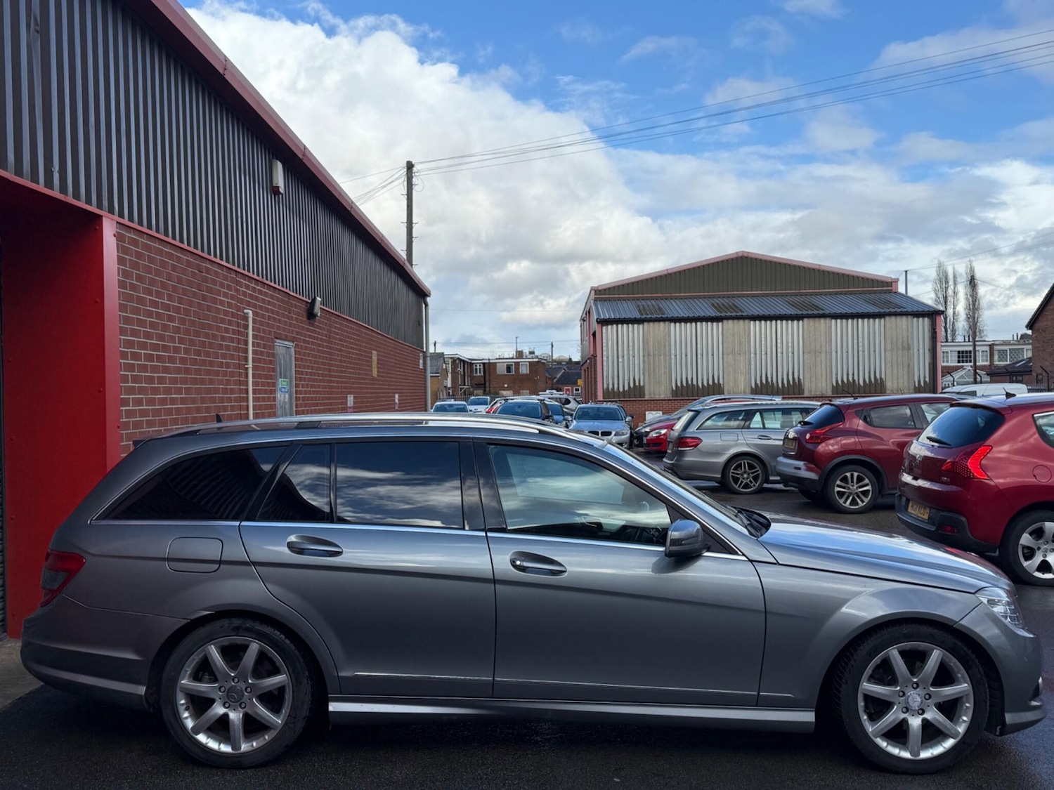 Used Mercedes-Benz C Class 2009 for sale - 77882584: Photo 8