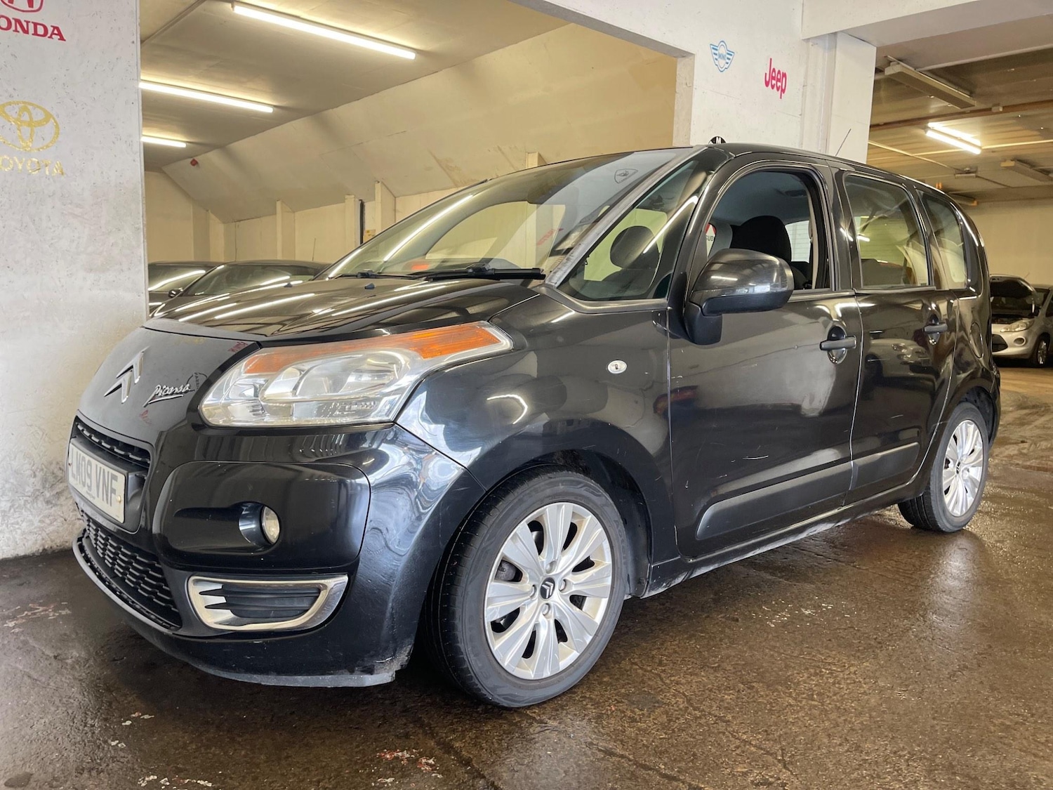 Used Citroen C3 Picasso 2009 for sale - 76989432: Photo 11