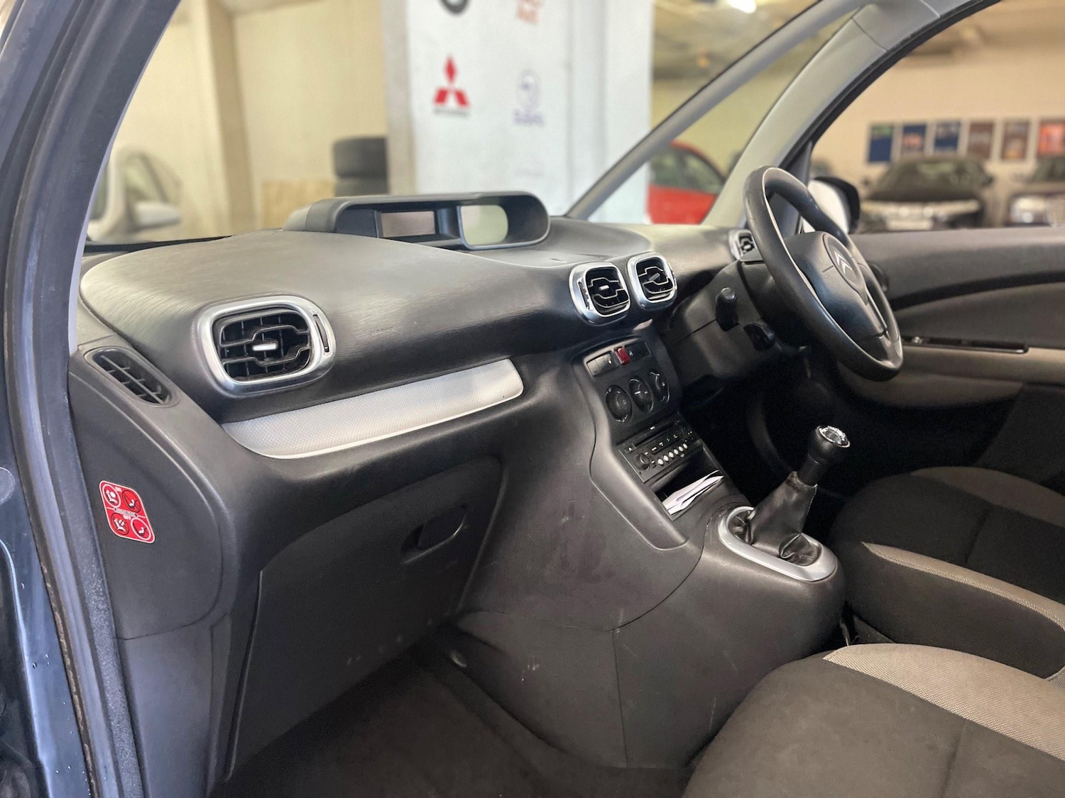 Used Citroen C3 Picasso 2009 for sale - 76989432: Photo 20