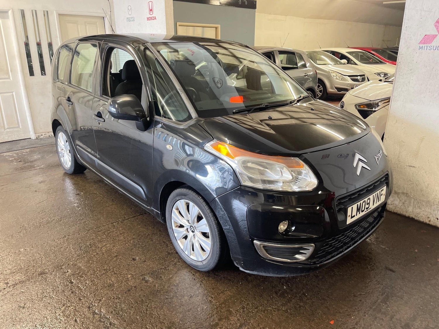 Used Citroen C3 Picasso 2009 for sale - 76989432: Photo 9