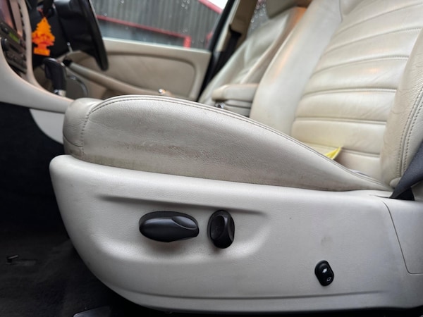 Used Jaguar X-Type 2009 for sale - 75990950: Photo 26