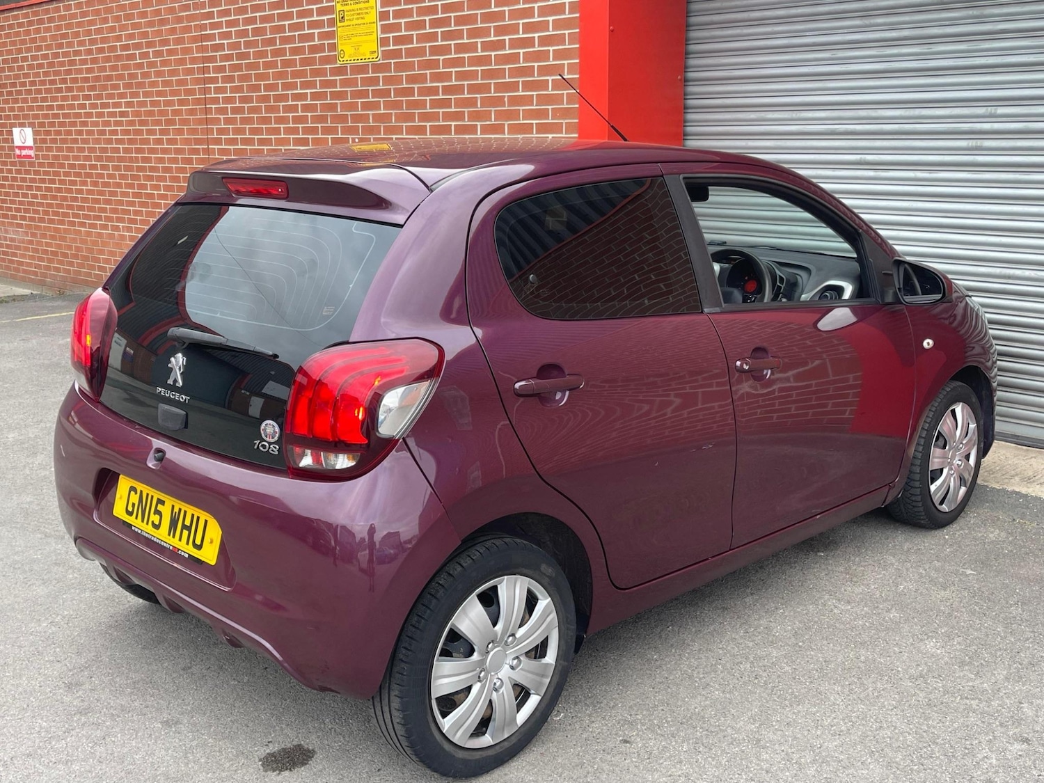 Used Peugeot 108 2015 for sale - 75981761: Photo 17
