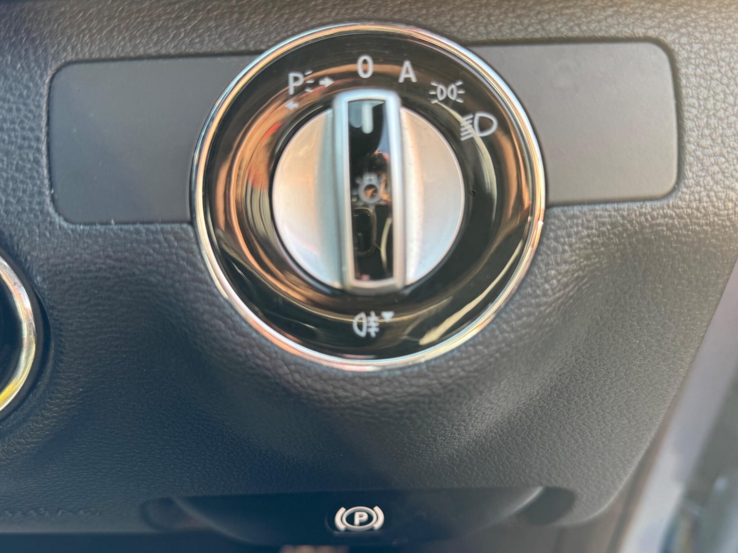 Used Mercedes-Benz E Class 2009 for sale - 77898410: Photo 10